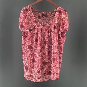 a.n.a New Approach Red & White Floral Top